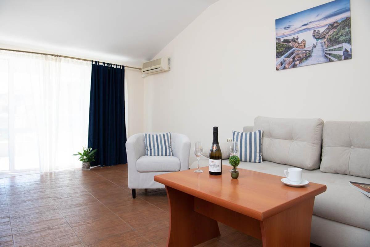 Amon Ra Family Hotel 3*
